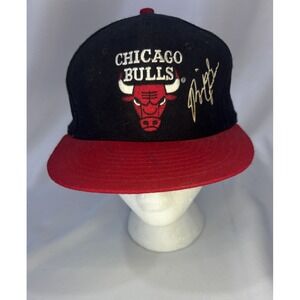 Vintage Chicago Bulls NBA Michael Jordan 23 Snapback Hat Cap Black/Red-Signature